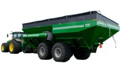2200 Green Demco Grain Cart